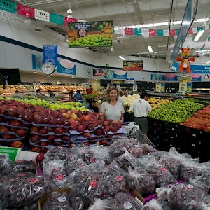 Here we find a casual Meridana inspecting the produce inside the local Walmart store. Not that she ever buys anything (except organic and local products) from Walmart. It would be against her principles... Really! <a href=></a>