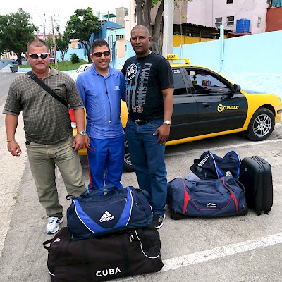 Cuban baseball umpires arriving at Estadio Latinoamericano (Latin American Sta.dium) <a href=></a>