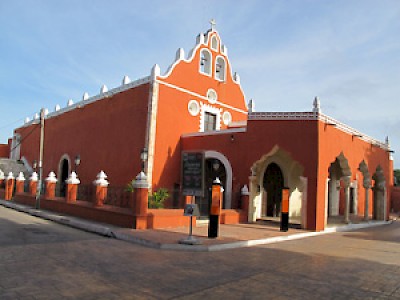 Candelaria Church that Burke probably attended <a href=></a>