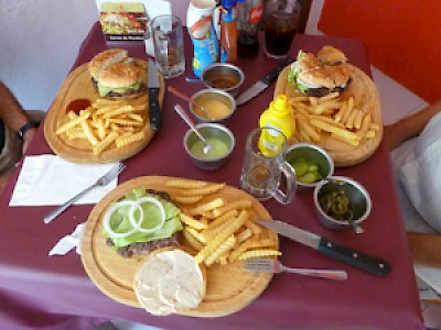 Sharing hamburgers in Merida Yucatan <a href=></a>